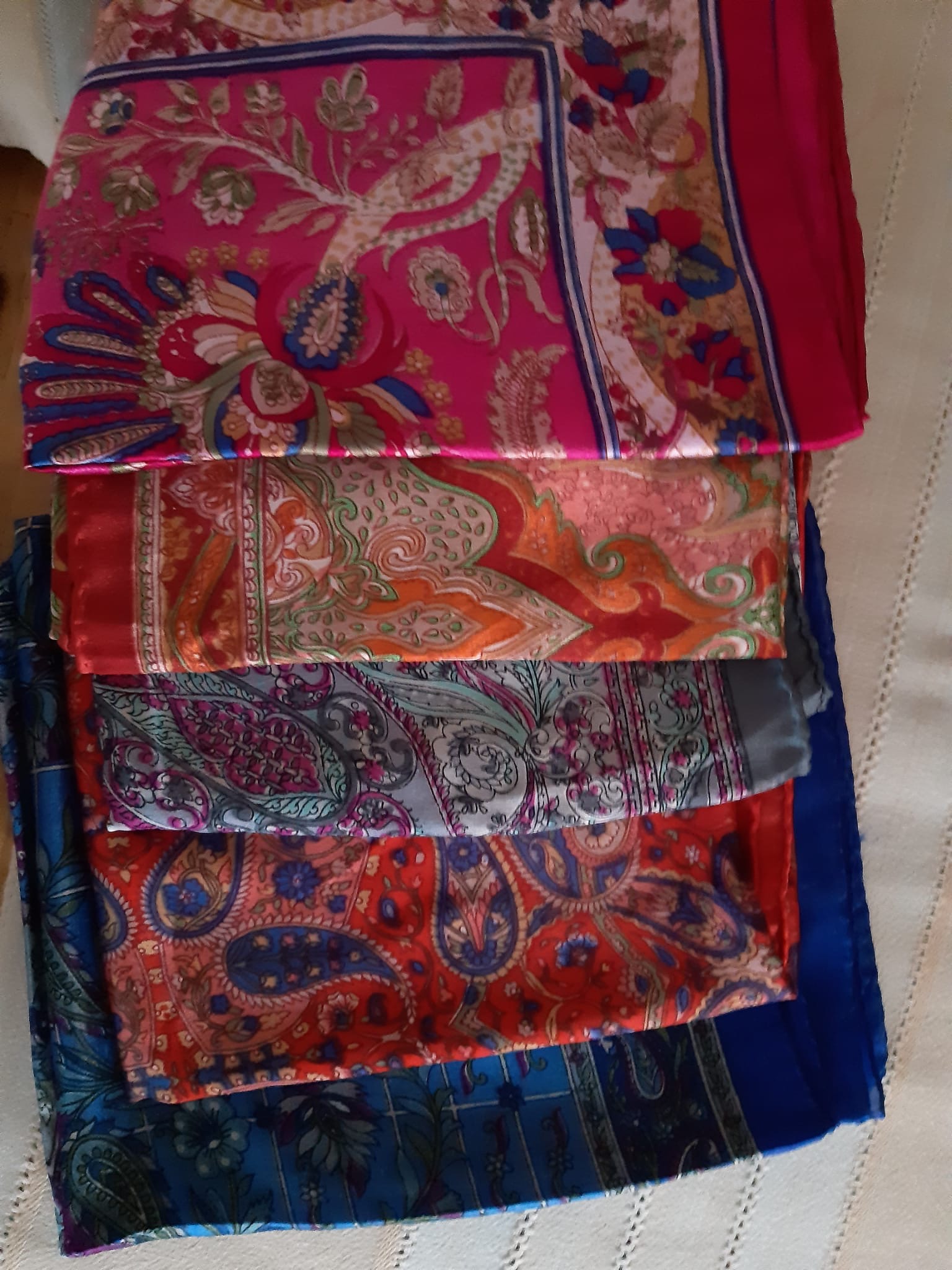 Foulards differents coloris