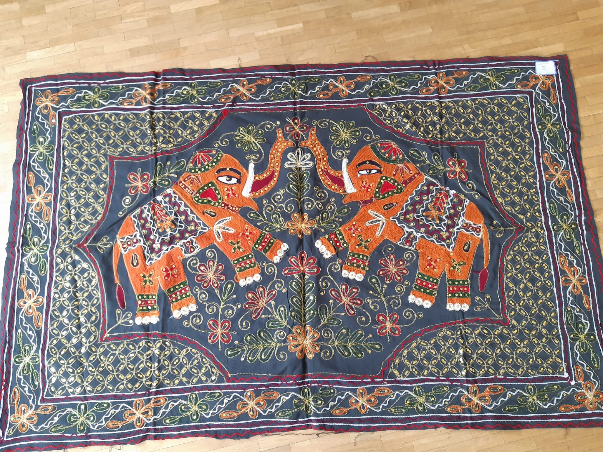 Tissus deux elephant (gris et orange)