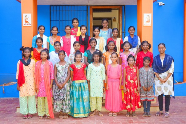 Shanti_groupe_filles_octobre2023